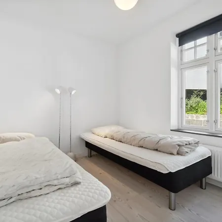 Johanna - 300m From The Sea By Interhome *