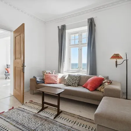 Johanna - 300m From The Sea By Interhome